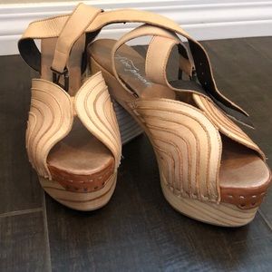 Free People platforms like new